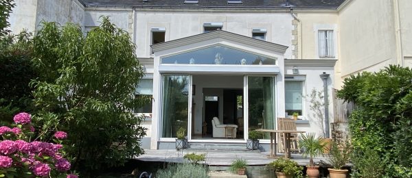 BUTTE SAINTE ANNE – Belle maison ancienne rénovée BUTTE SAINTE ANNE – Belle maison ancienne rénovée