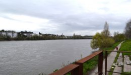ILE de NANTES – Appt de 107m² Vue Loire ILE de NANTES – Appt de 107m² Vue Loire