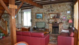 ZOLA – Proximité place – Maison en impasse privée