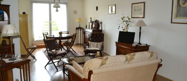 BUTTE STE ANNE – Appartement 74 m² – 2 chambres – Garage