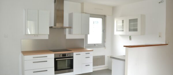 BUTTE STE ANNE – T2 62 m² – Parking et cellier